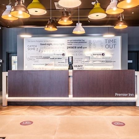 Premier Inn Wuppertal City Centre Bagian luar foto
