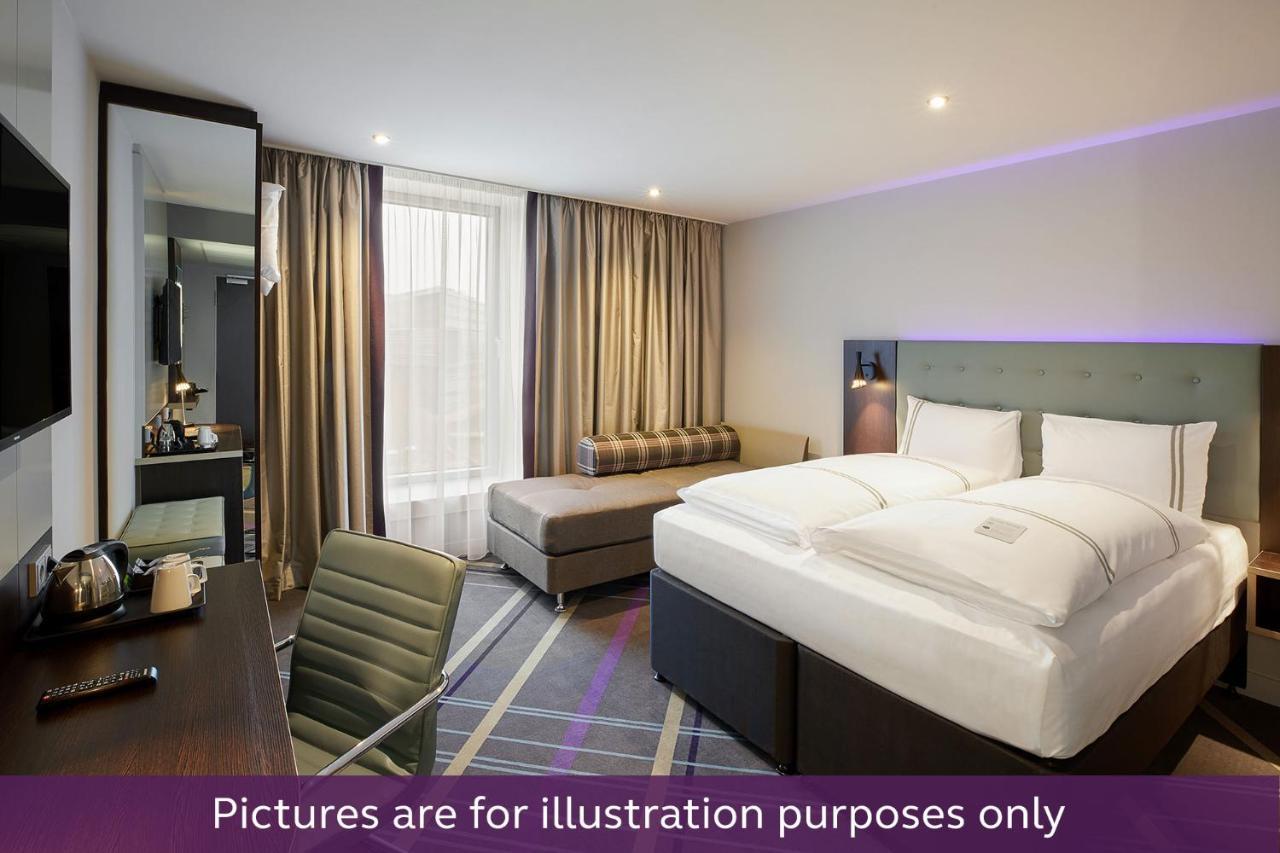 Premier Inn Wuppertal City Centre Bagian luar foto
