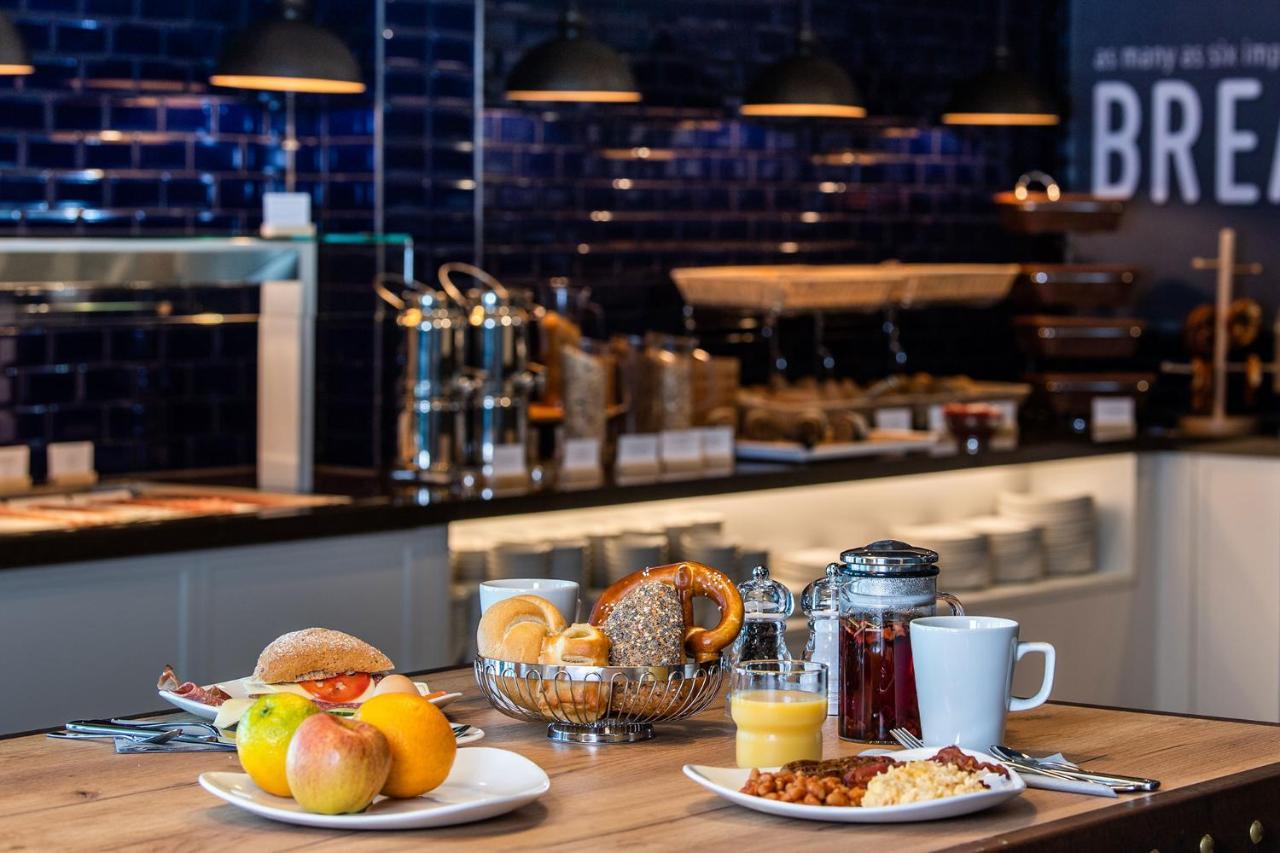 Premier Inn Wuppertal City Centre Bagian luar foto